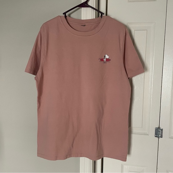 Cariuma Snoopy surf rose unisex t shirt - Picture 1 of 6